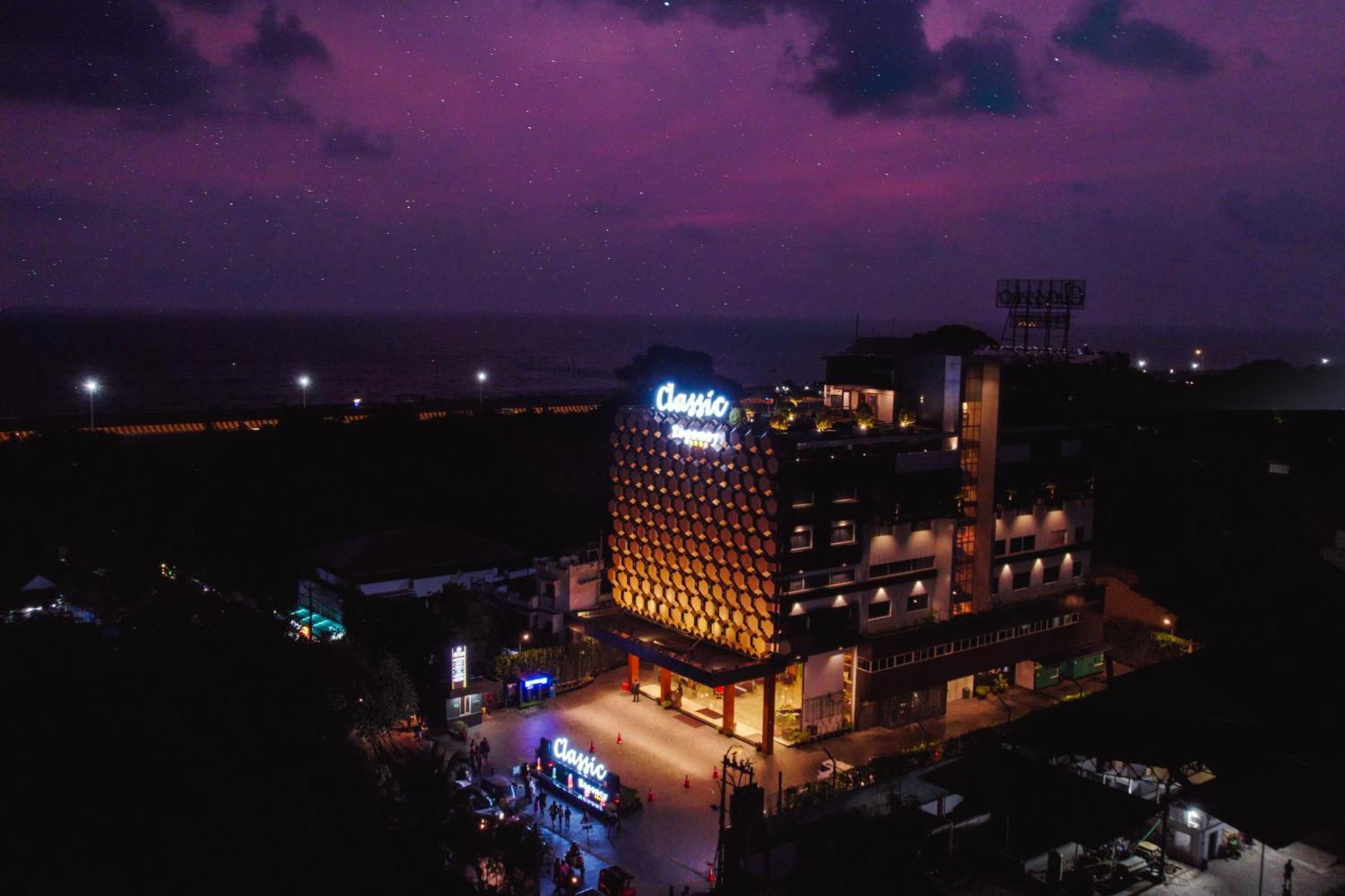Classic Regency Alappuzha Exterior foto